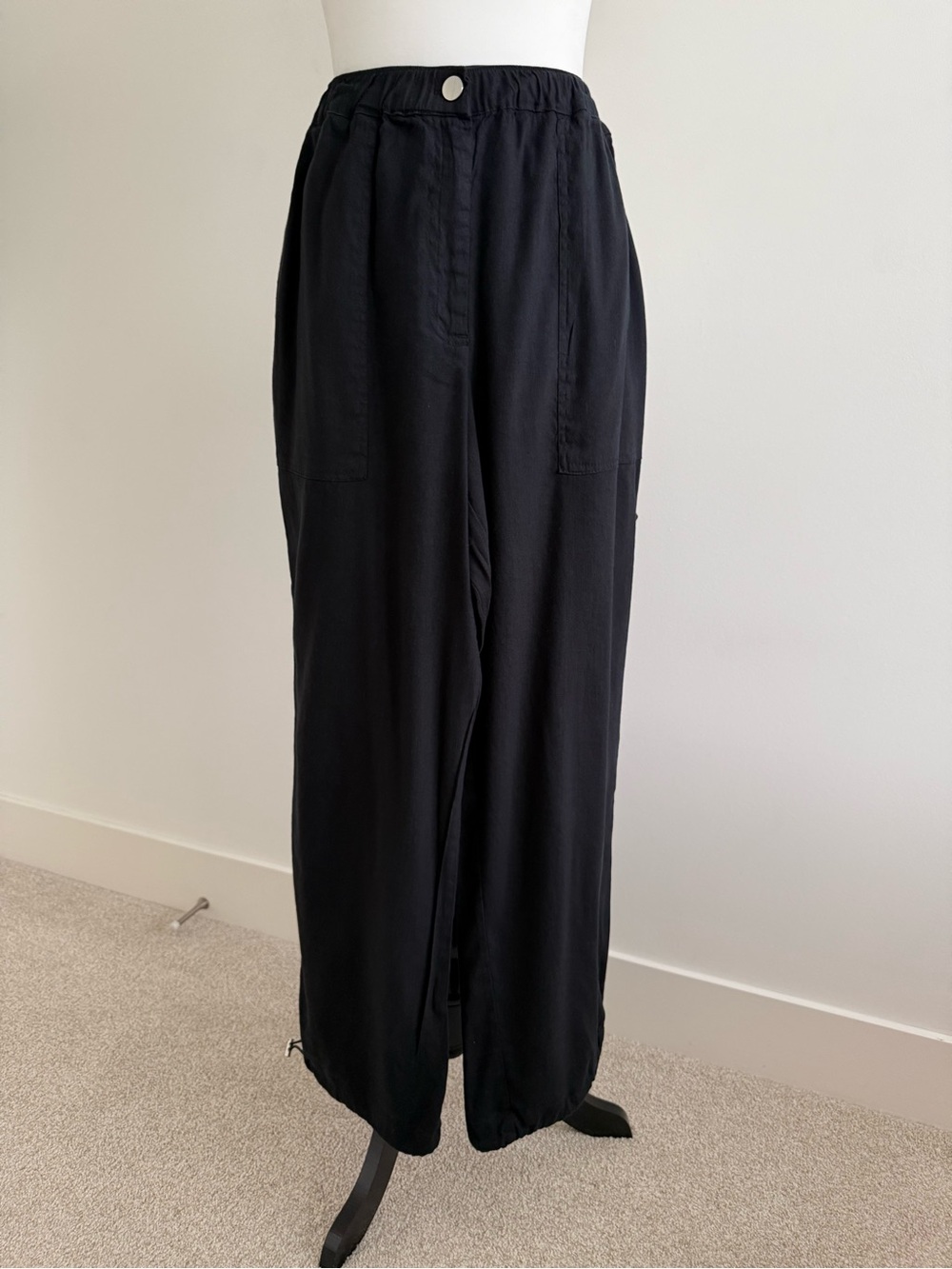MELANIE LYN LIKE NEW Black Wide-Leg Women's Pants with Drawstring- Elastic Waist